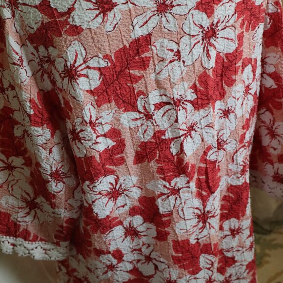 Cathy Daniels Women's Tunic Top Coral/White Floral 3/4 Sleeves Textured NWOT - Picture 6 of 7